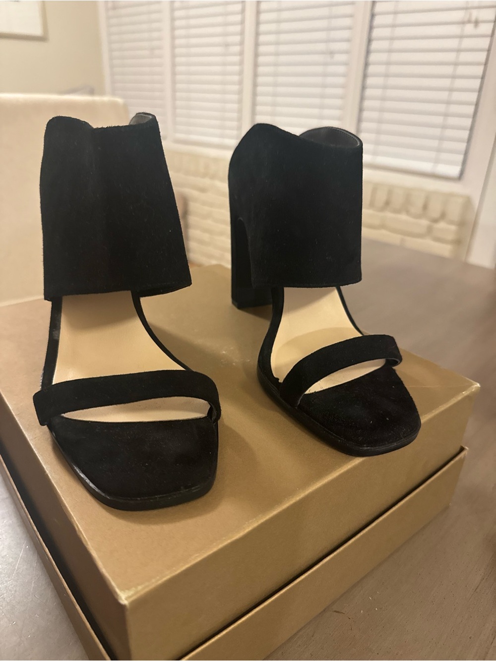 42 GOLD Black LINX Open-Toe Block Heel Sandals